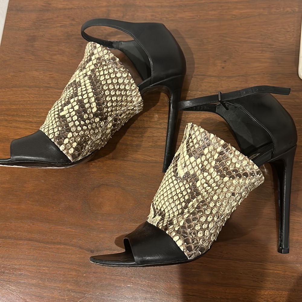 Balenciaga Snakeskin Heels 39.5 - Picture 4 of 5